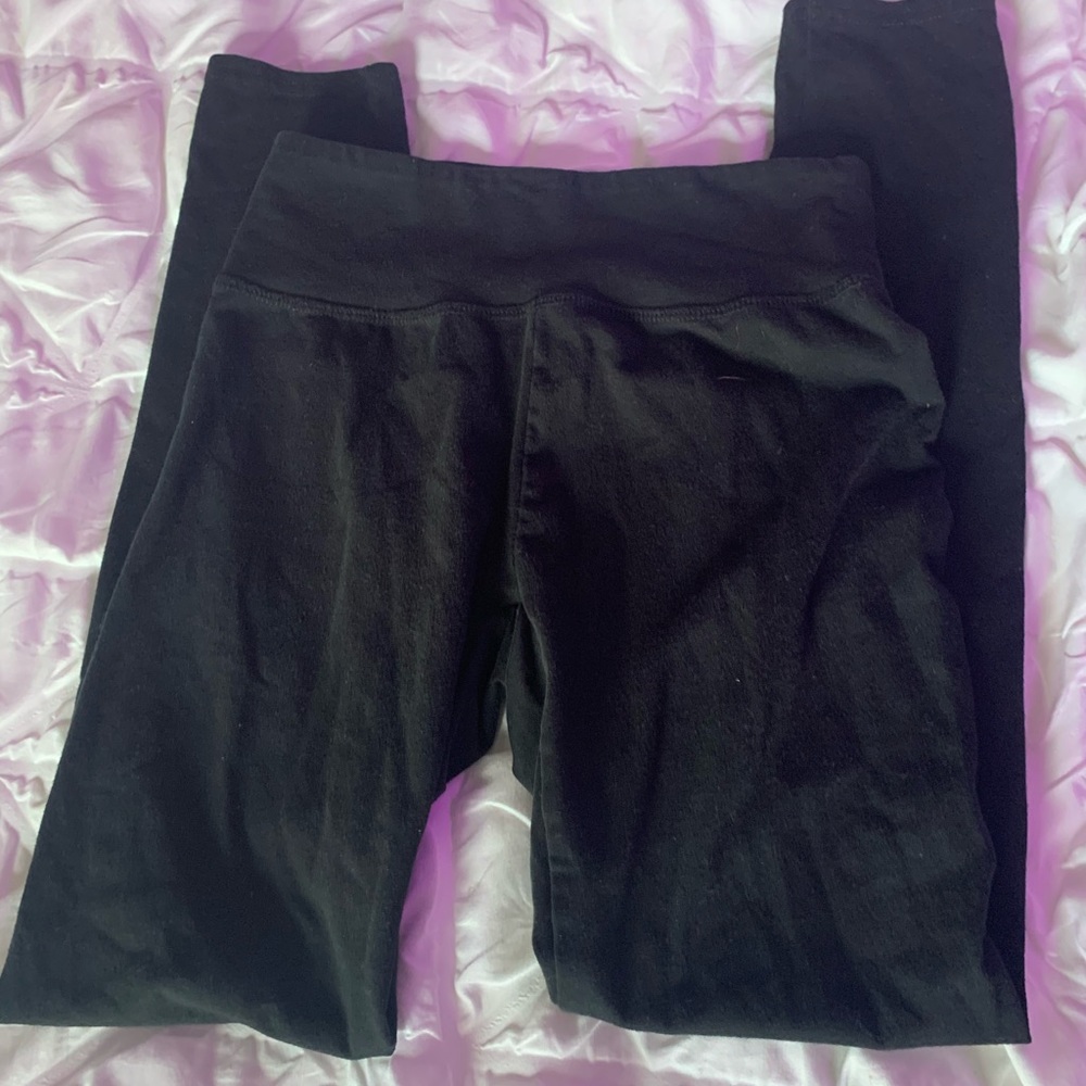 Black leggings